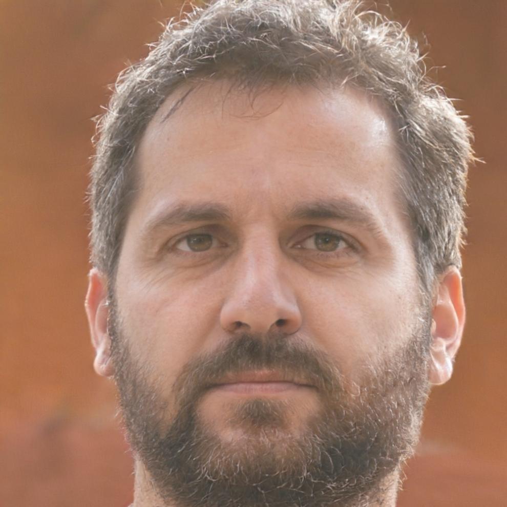 Ritratto di Davide Sartorelli